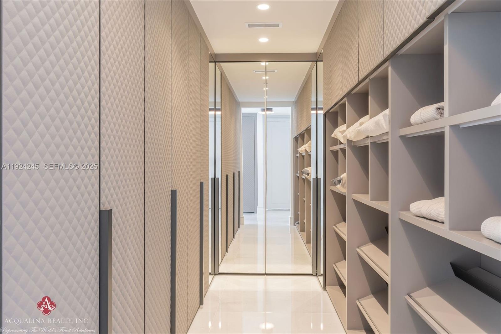 The Estates Acqualina - Residential