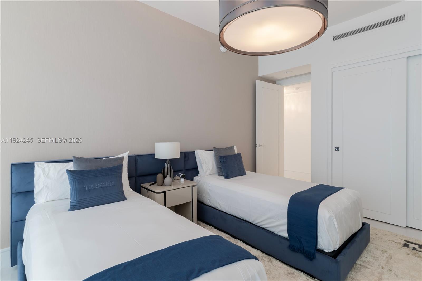 The Estates Acqualina - Residential