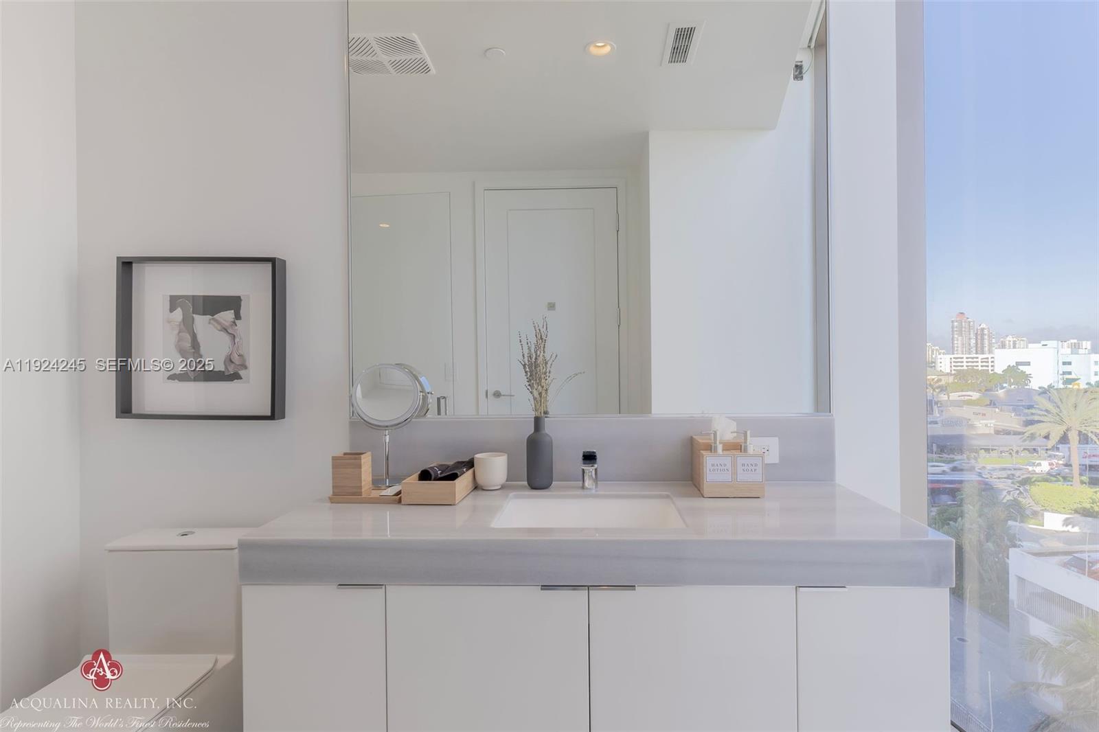 The Estates Acqualina - Residential