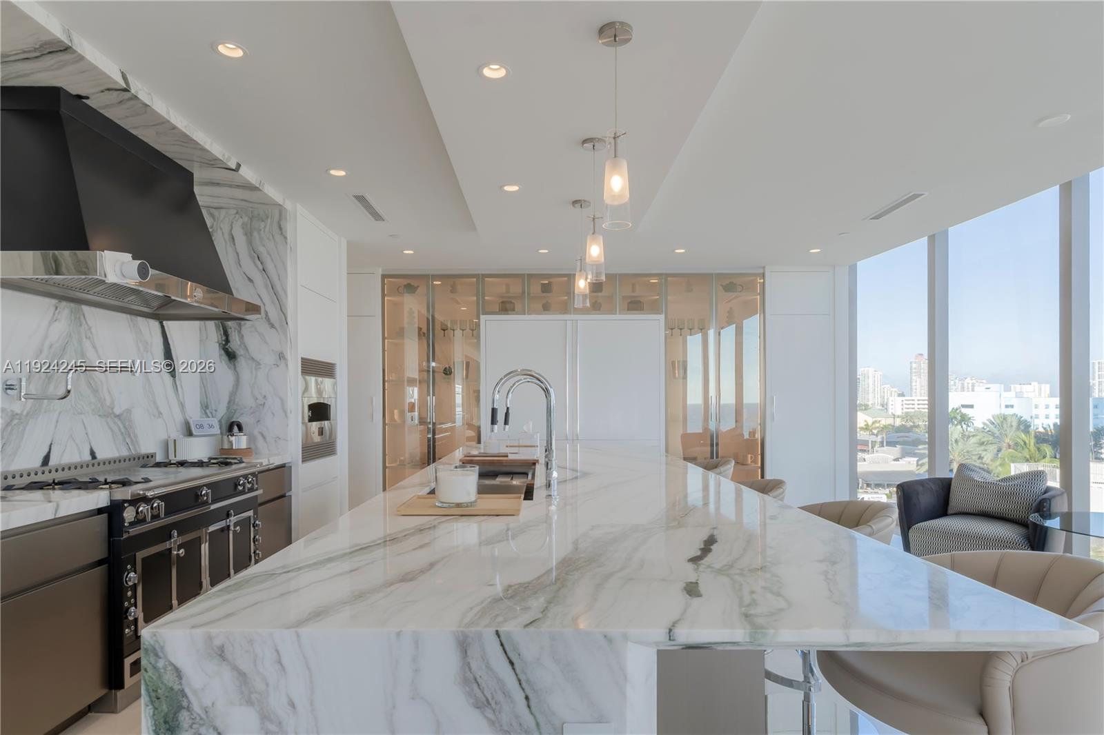 The Estates Acqualina - Residential