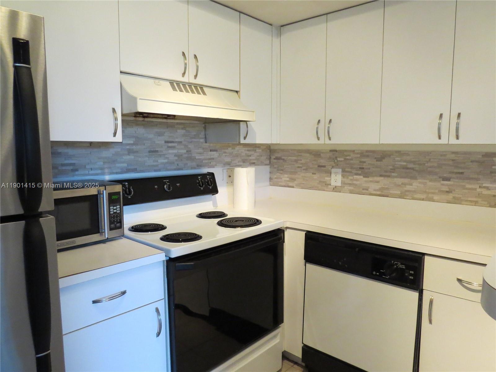 ST ANDREWS CONDO - Residential Lease