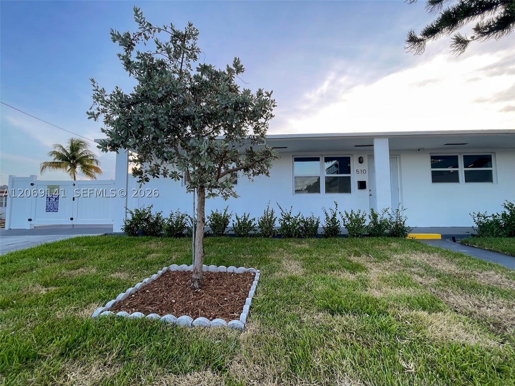 Photo of 510 NE 4th Ave #510, Hallandale Beach, FL 33009 (MLS # A12069141)