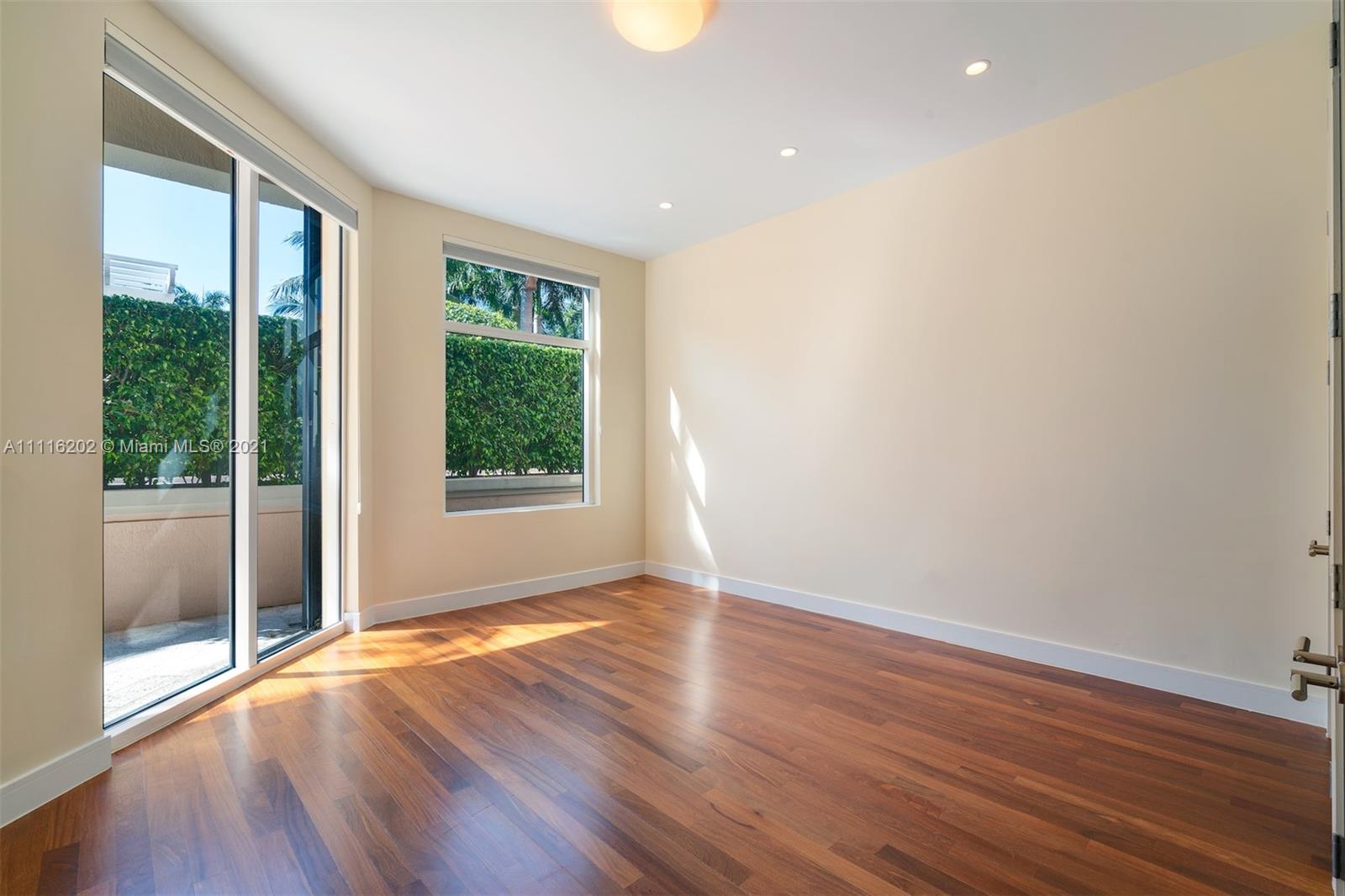 MILANO AT DEERING BAY CON - Residential