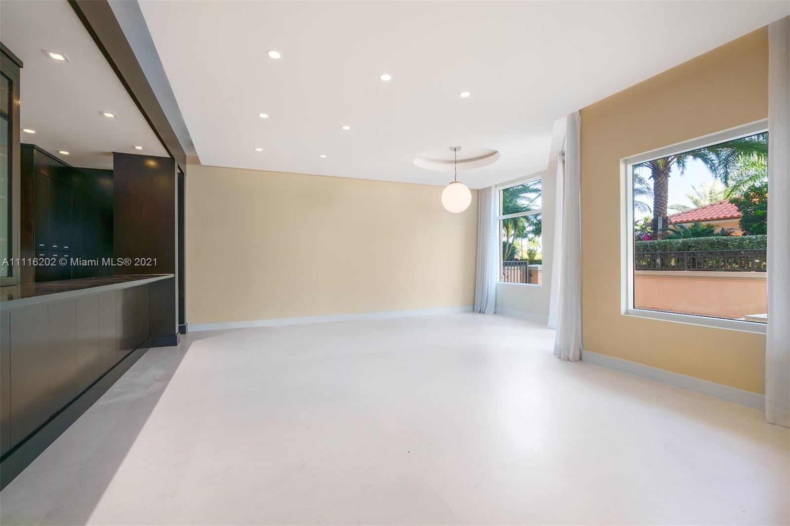 MILANO AT DEERING BAY CON - Residential