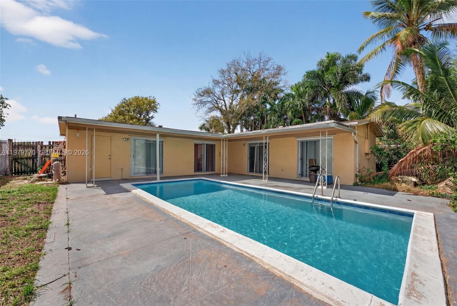 DRIFTWOOD ESTATES NO 15 - Residential