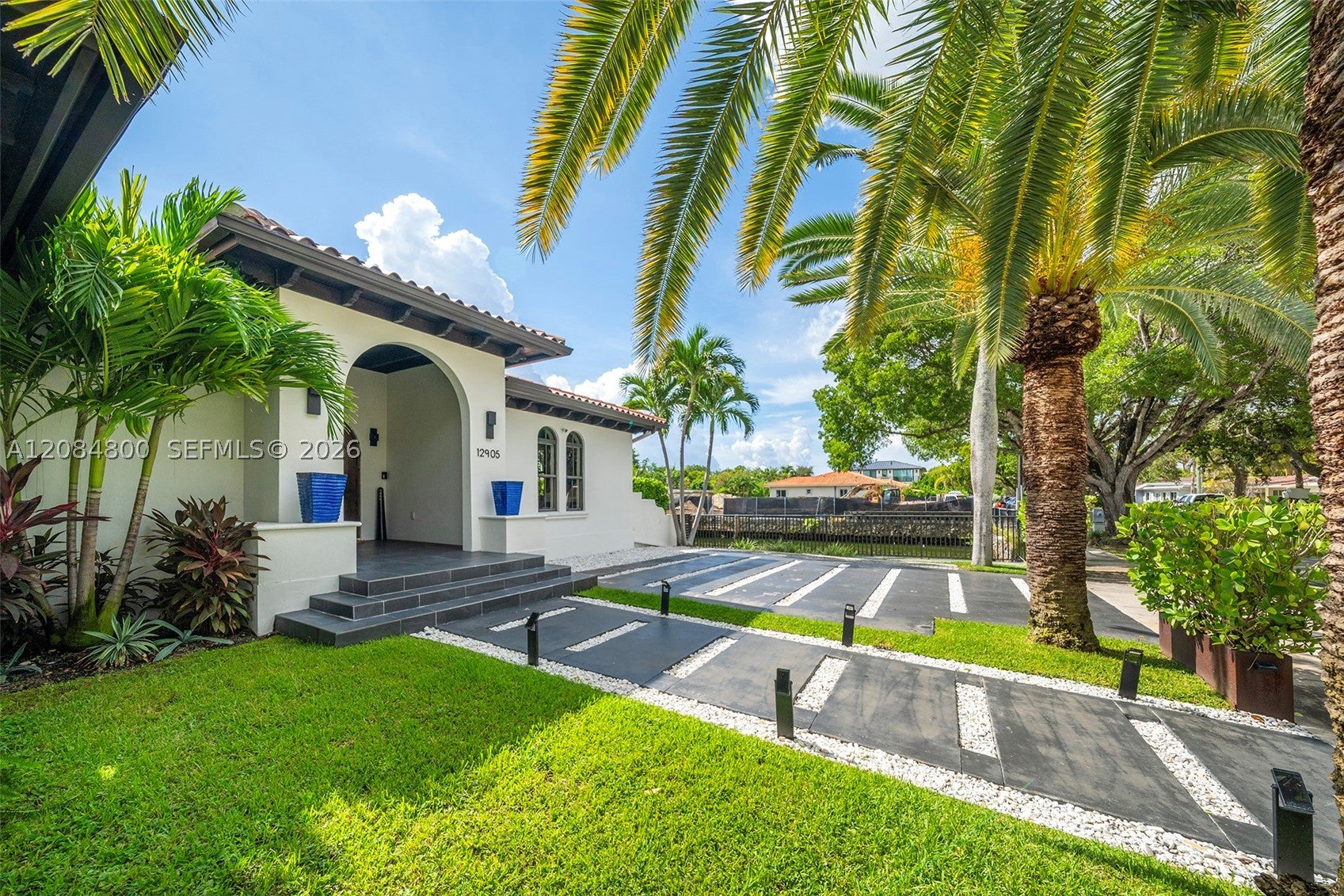 12905 Ixora Rd