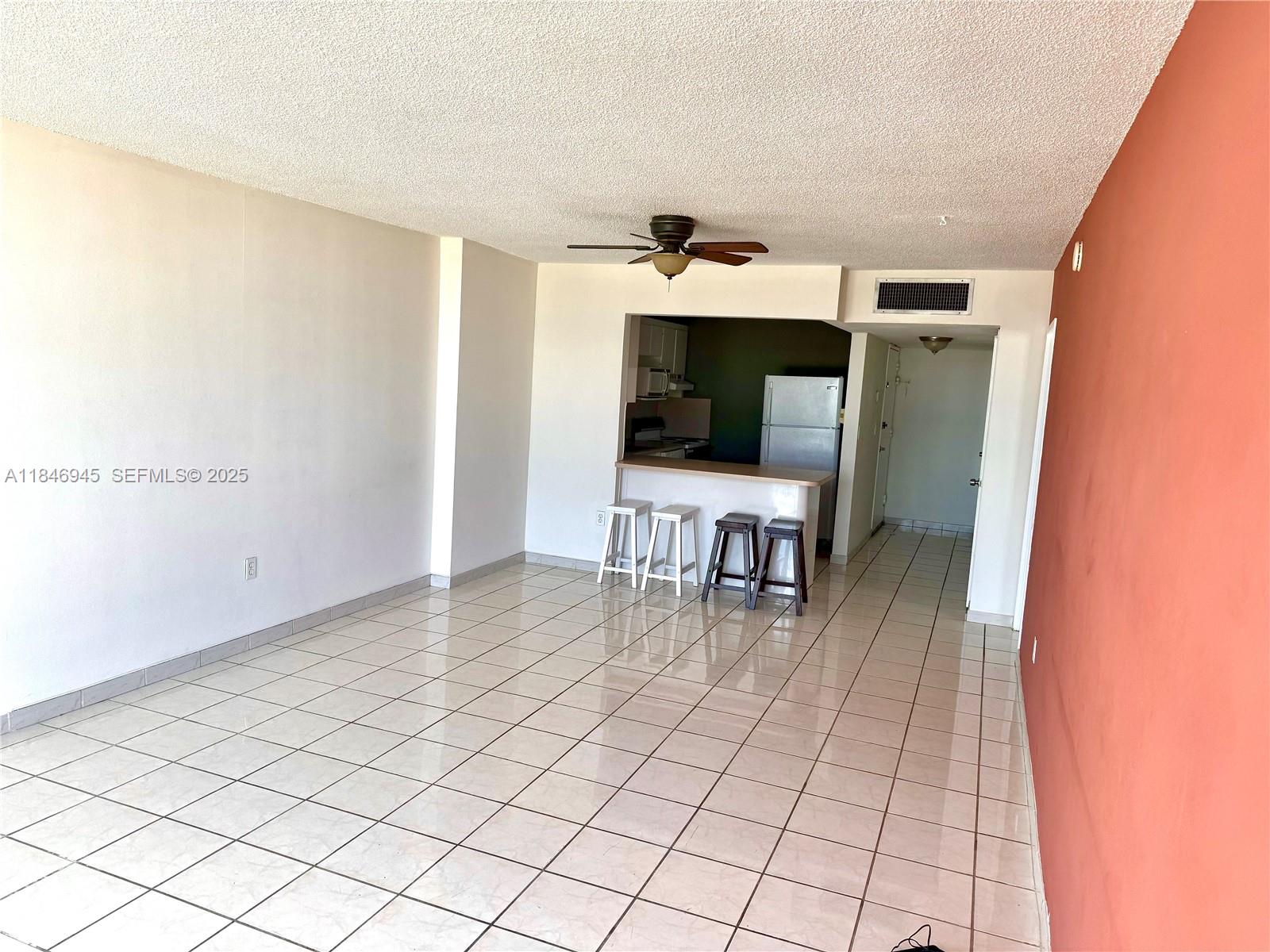 BAYVIEW TERR CONDO - Residential Lease