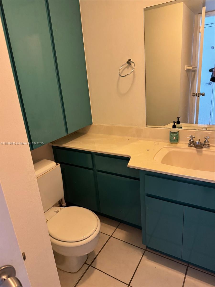 1228 West Ave 1109