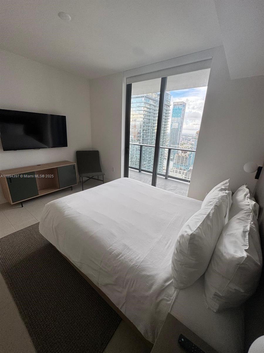 NATIIVO/GALE RESIDENCES - Residential