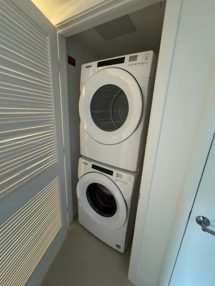 NATIIVO/GALE RESIDENCES - Residential