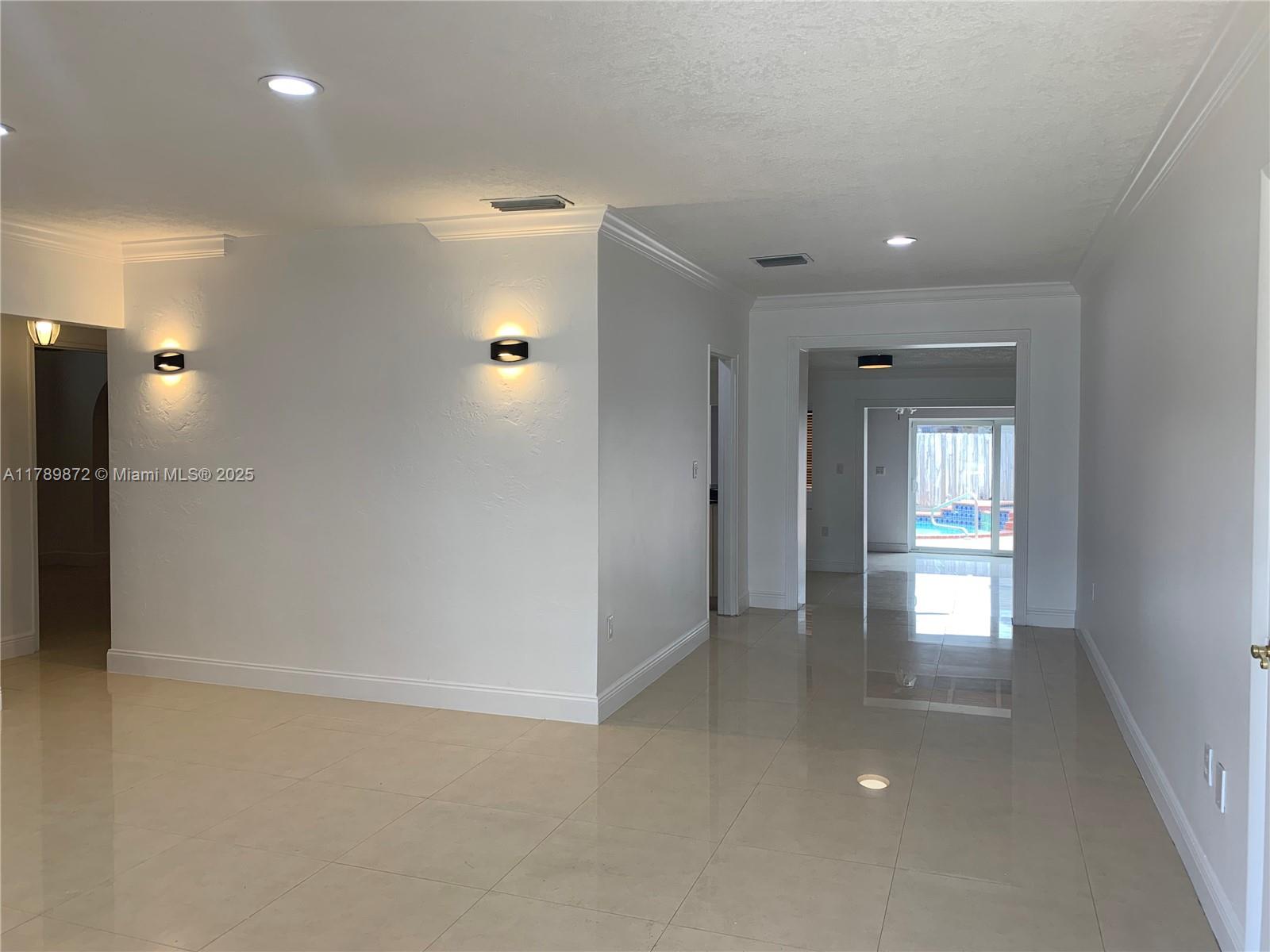 1130 SW 73rd Ave