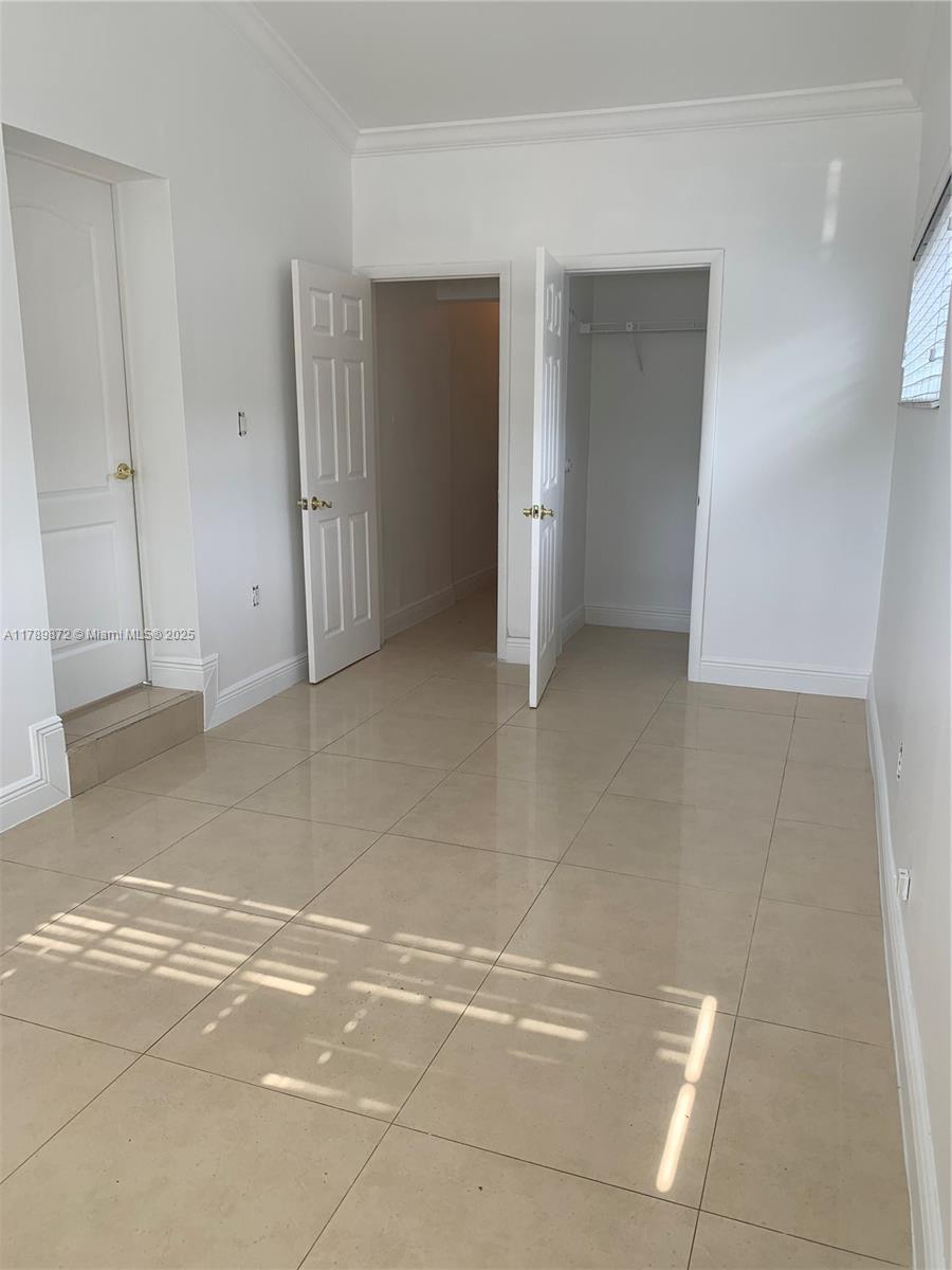 1130 SW 73rd Ave