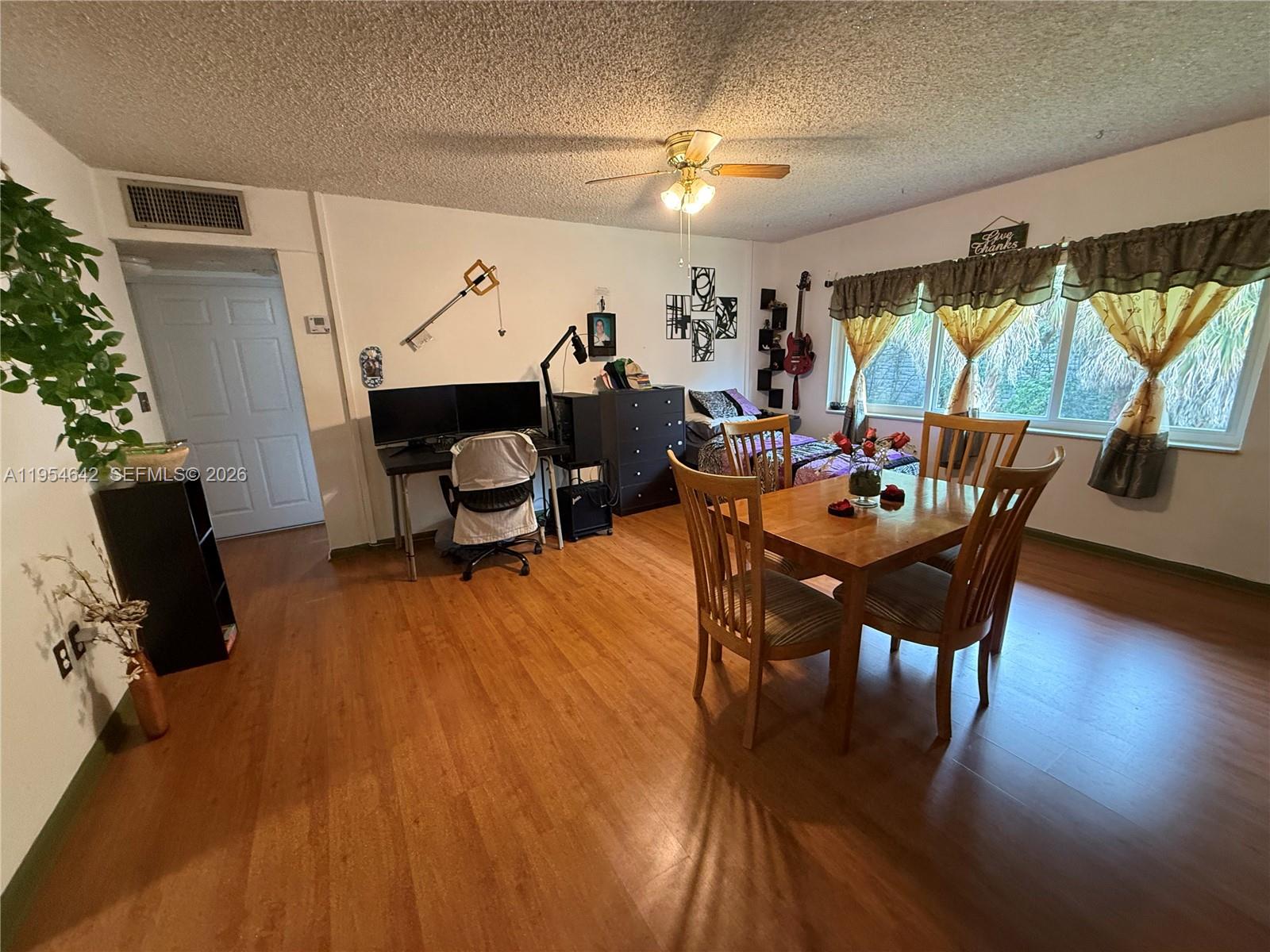 5275 SW 77th Ct 202H