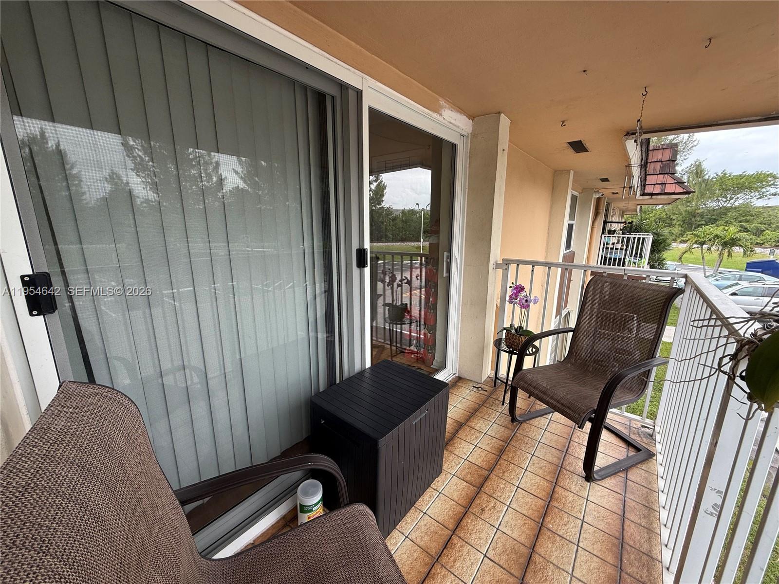 LAKEVIEW GARDENS CONDO - Residential