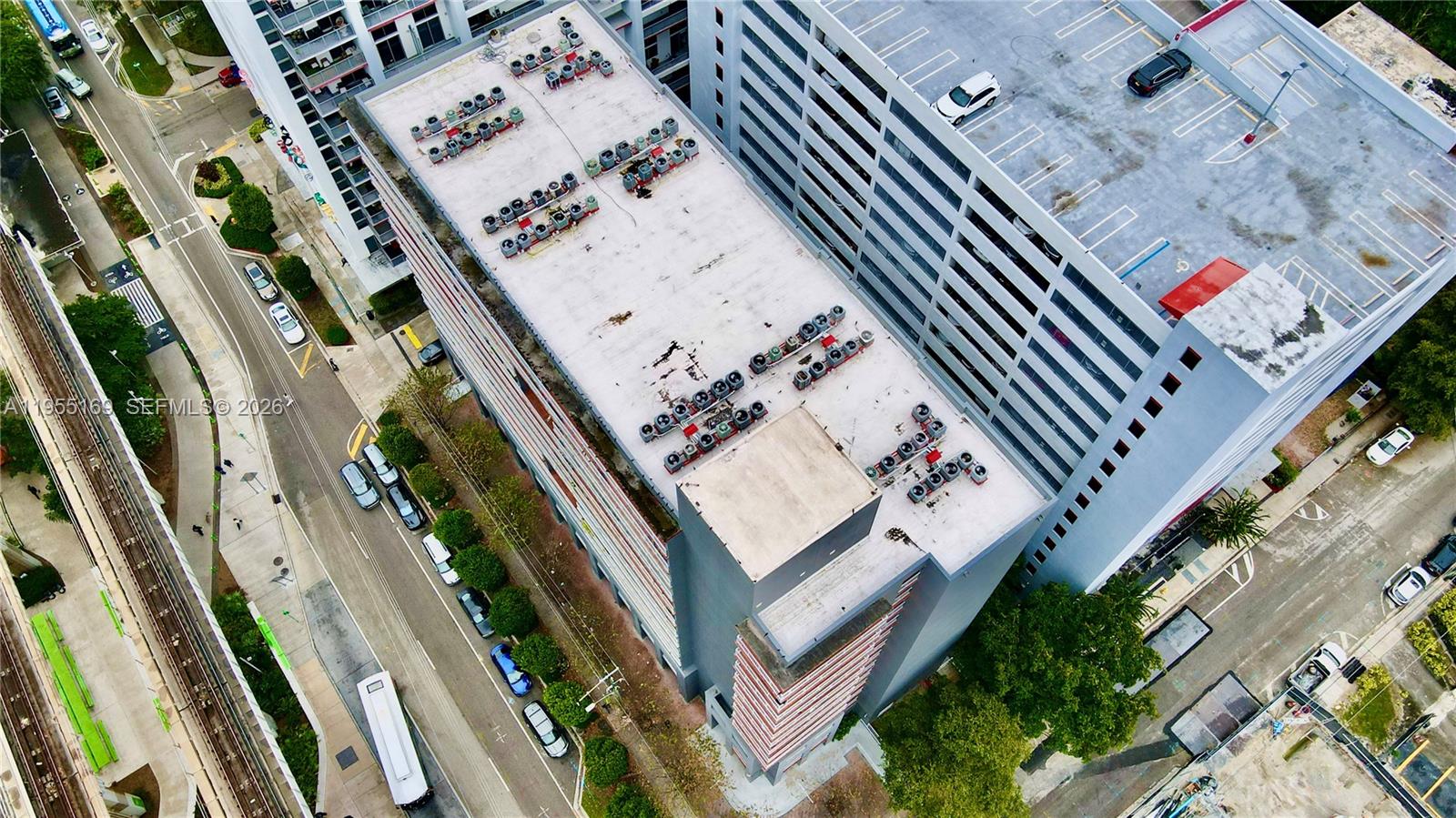 CASA GRANDE I TOWERS COND - Residential