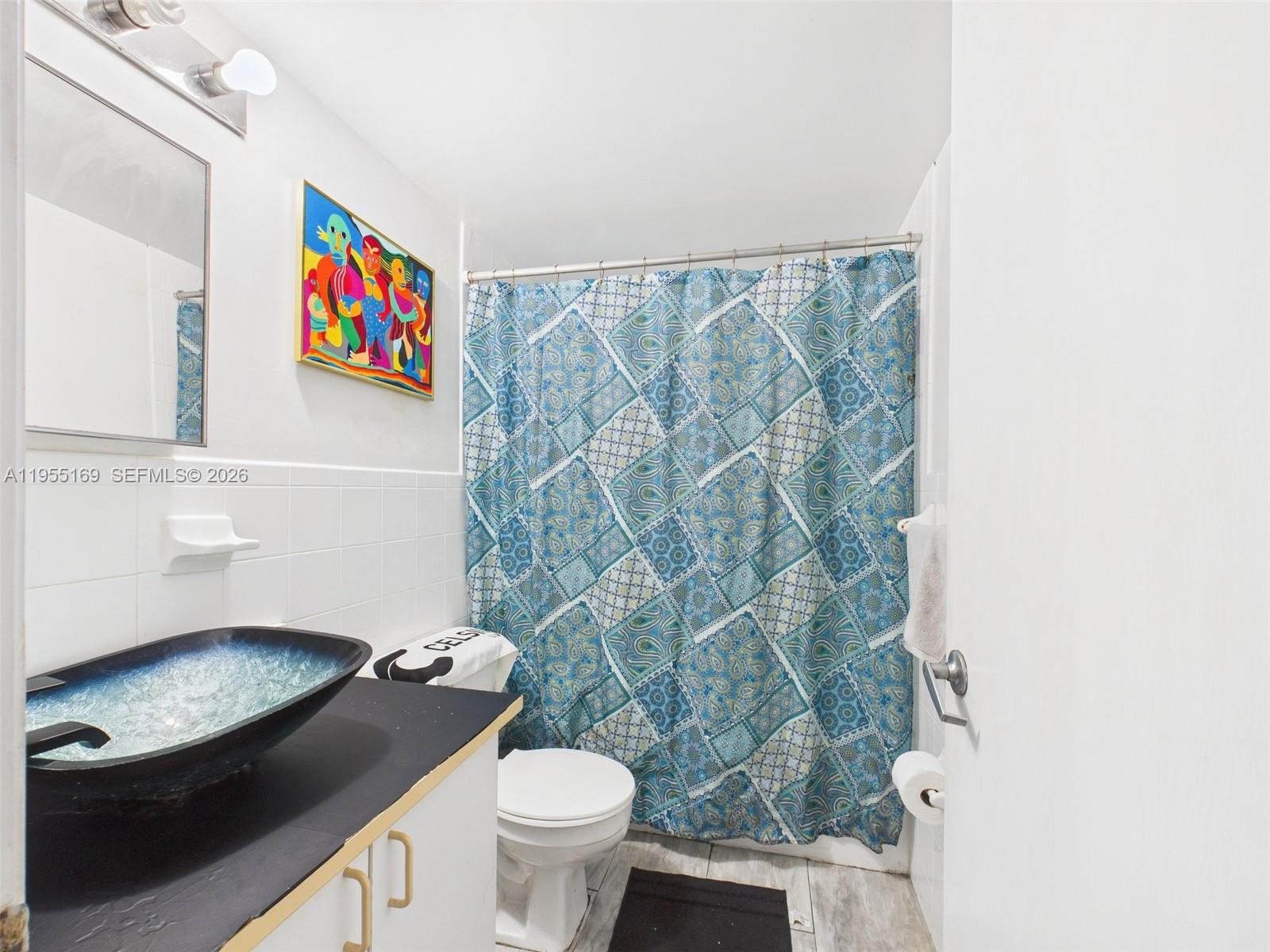 CASA GRANDE I TOWERS COND - Residential