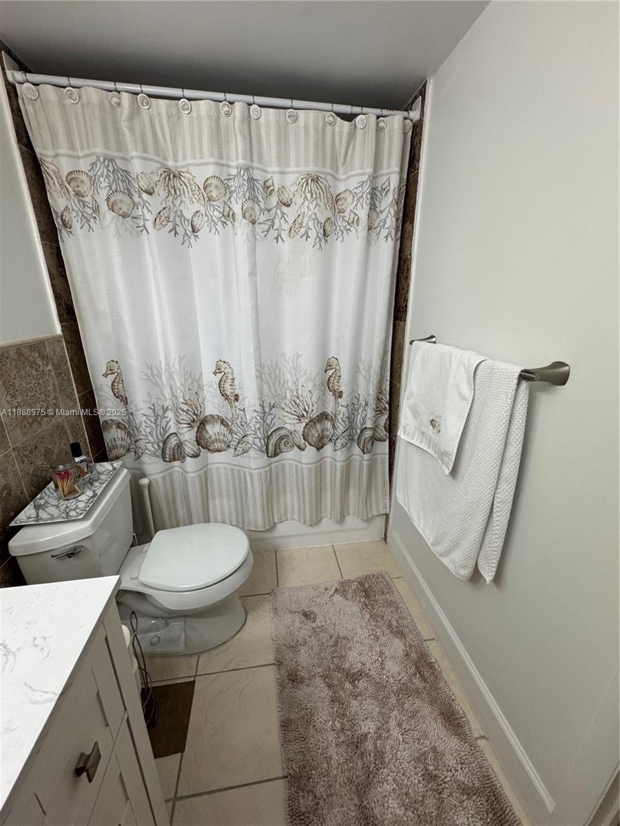 ISLAND PLACE AT NORTH BAY - Residential