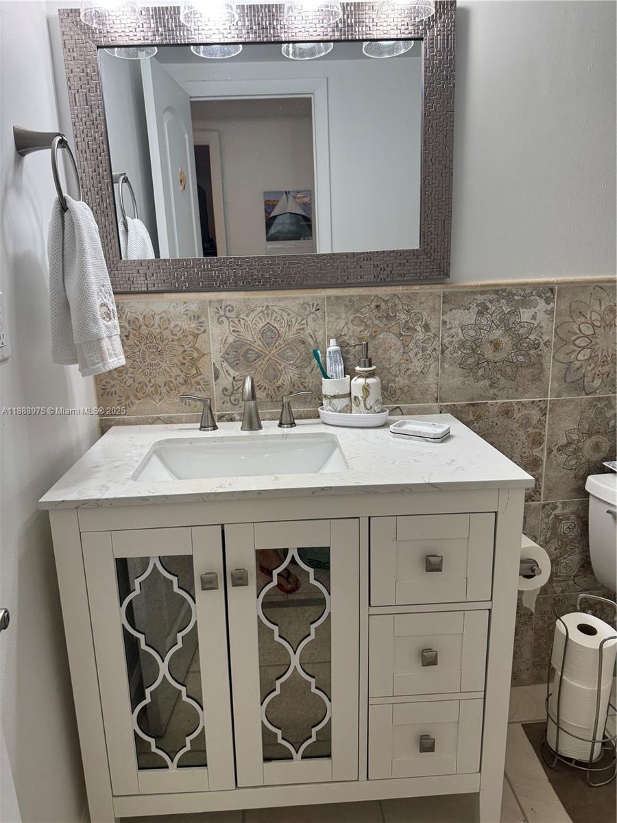 ISLAND PLACE AT NORTH BAY - Residential