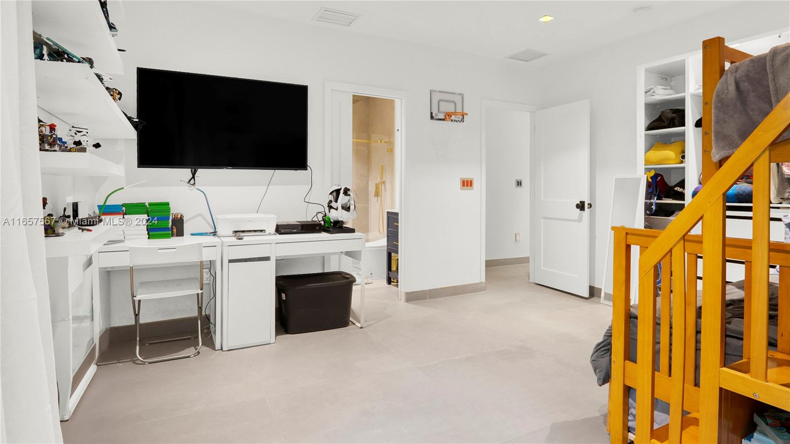 BRICKELLS FLAGLER - Residential