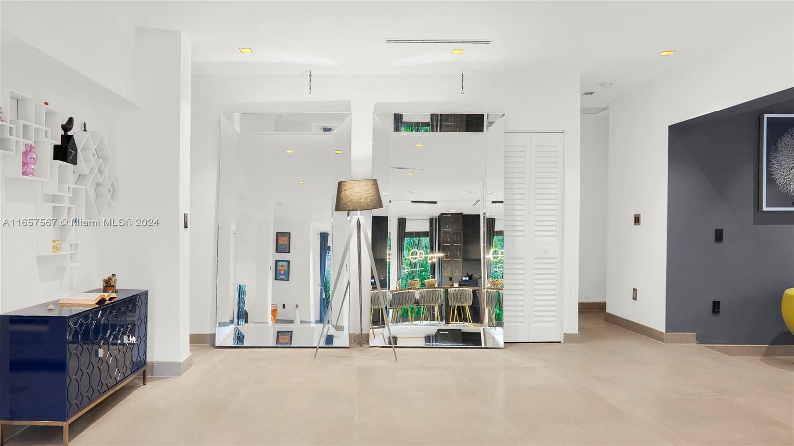 BRICKELLS FLAGLER - Residential