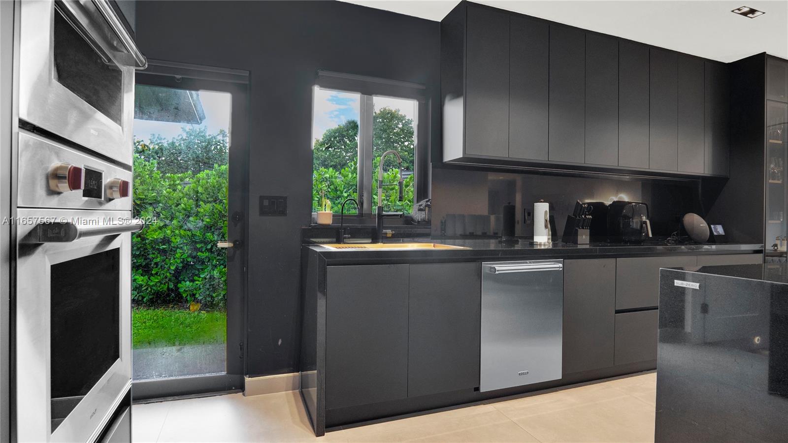 BRICKELLS FLAGLER - Residential