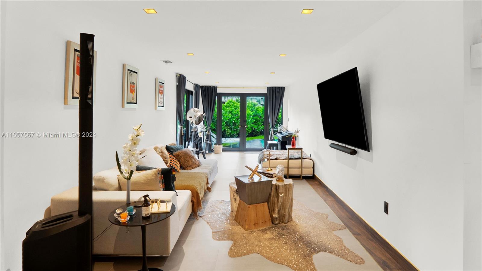 BRICKELLS FLAGLER - Residential