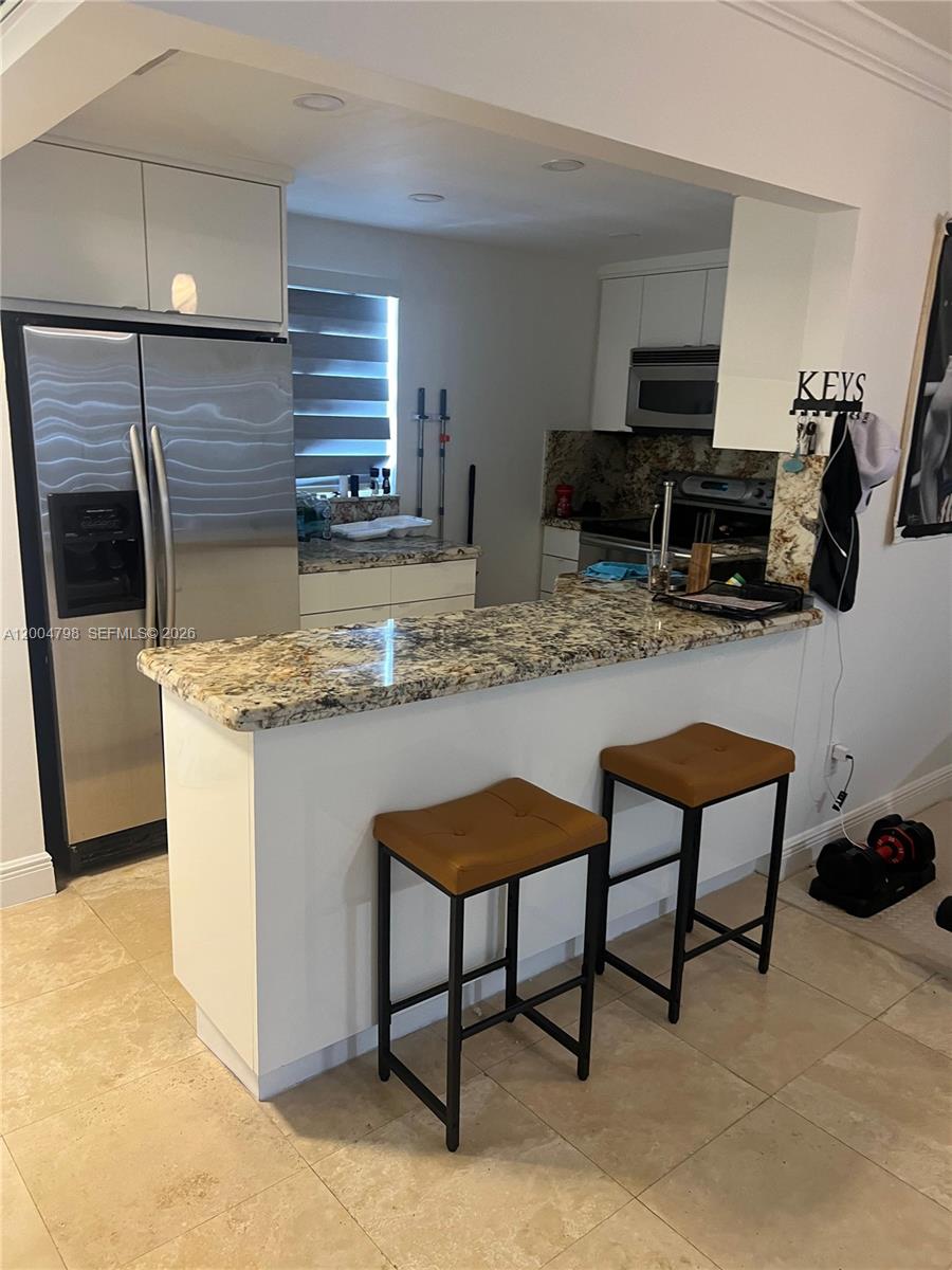 3601 NE 170th St 207