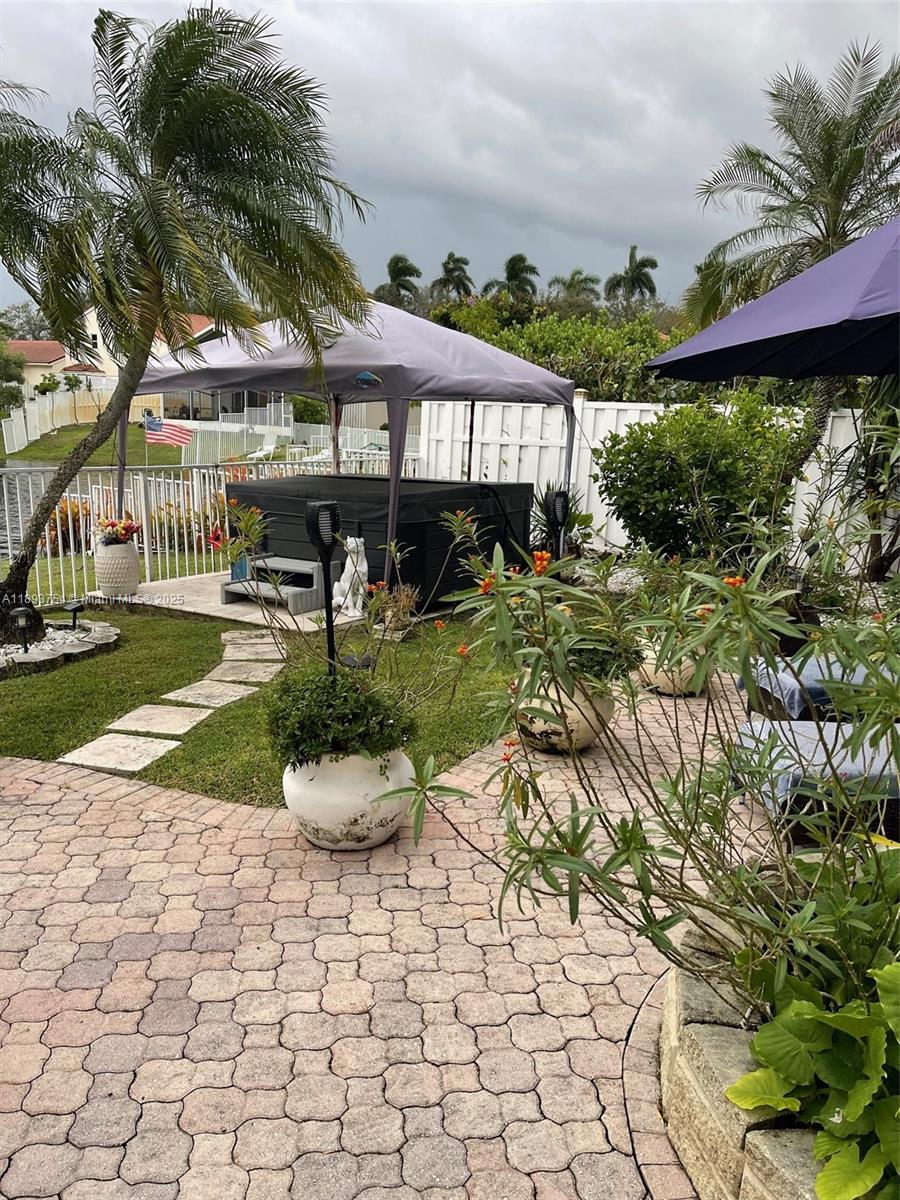 BANYAN OAKRIDGE PLAT - Residential