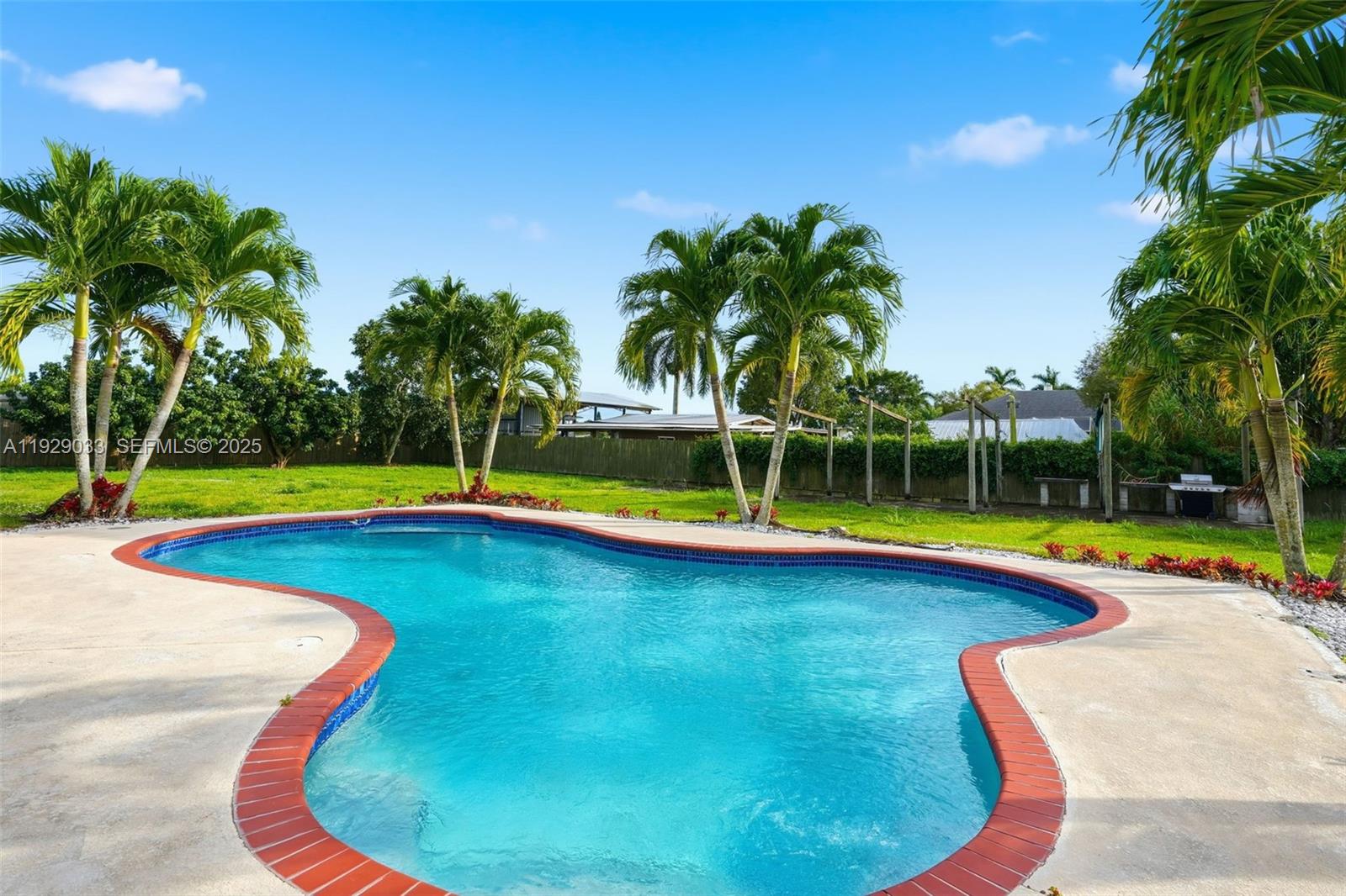 HOMESTEAD - Residential