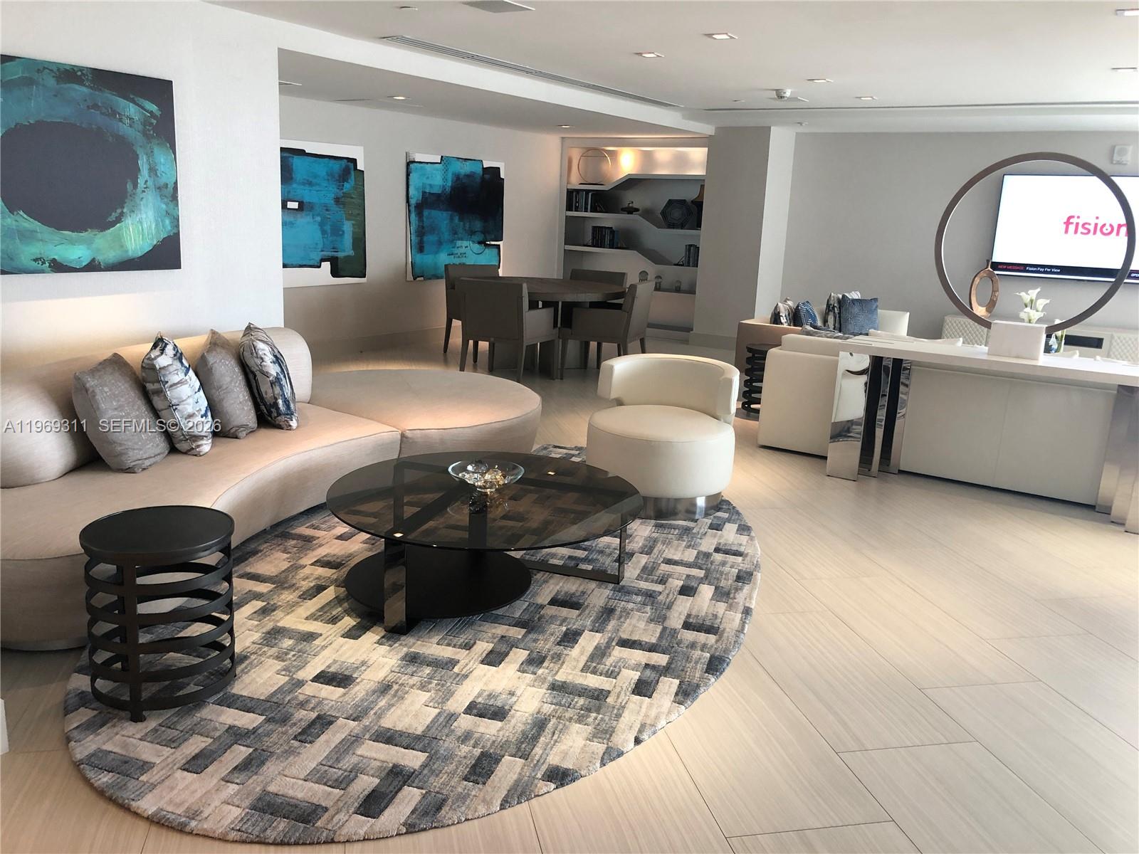 PARQUE TOWERS CONDO - Residential