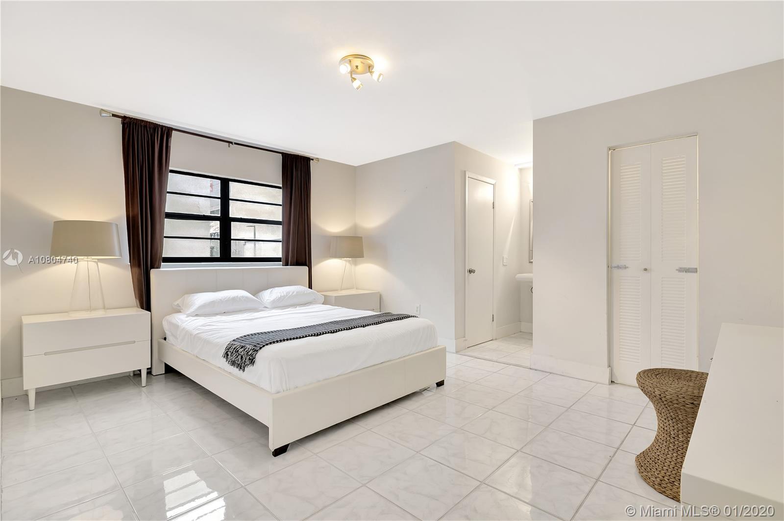 LINCOLN WEST GARDENS CONDO - Residential Lease