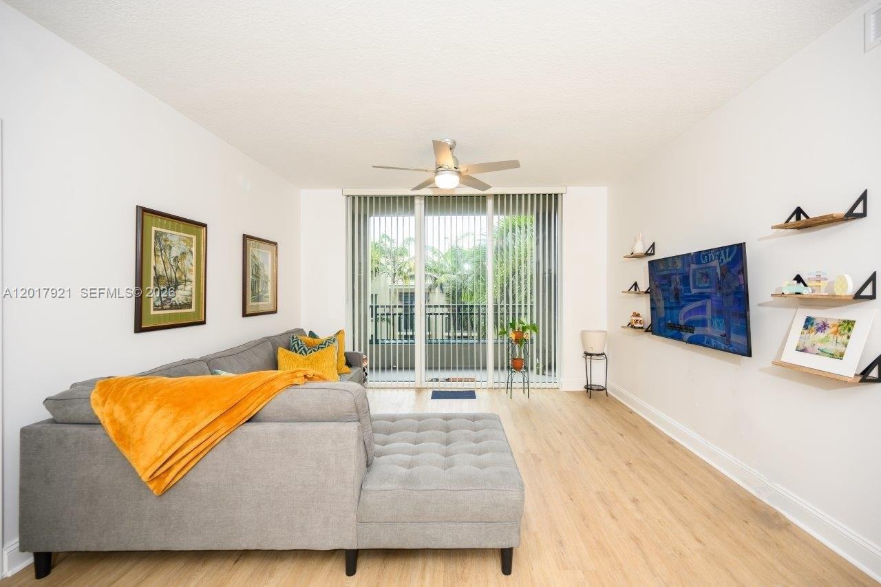VERANDA CONDO - Residential