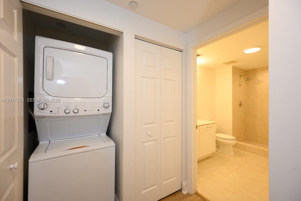 VERANDA CONDO - Residential