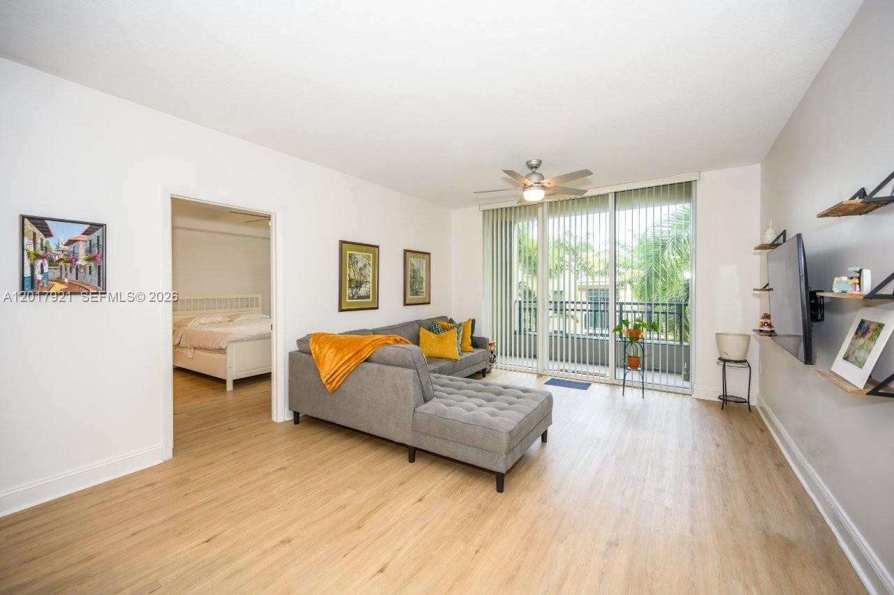 VERANDA CONDO - Residential
