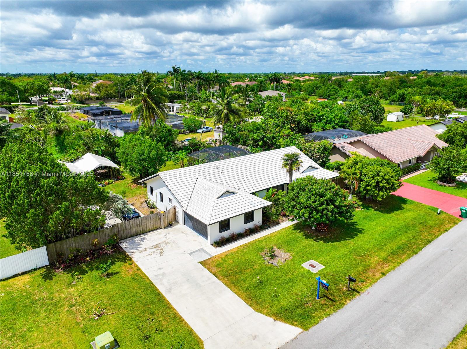 REDAVO ESTATES - Residential