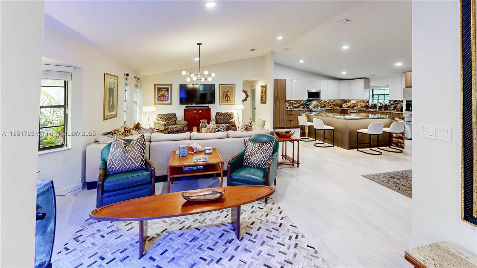 REDAVO ESTATES - Residential