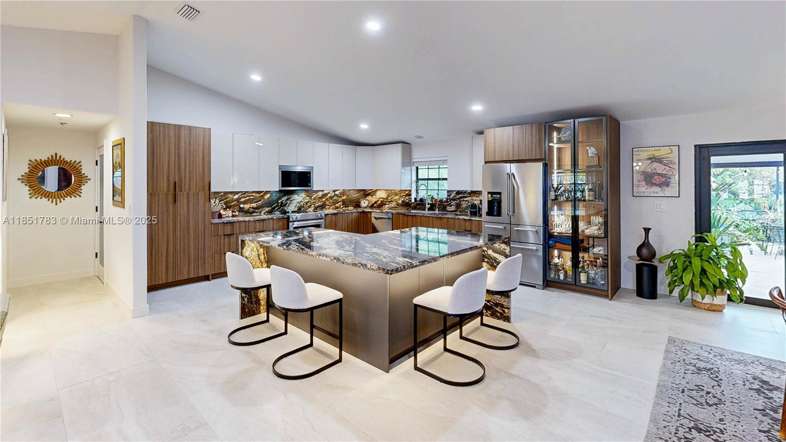 REDAVO ESTATES - Residential