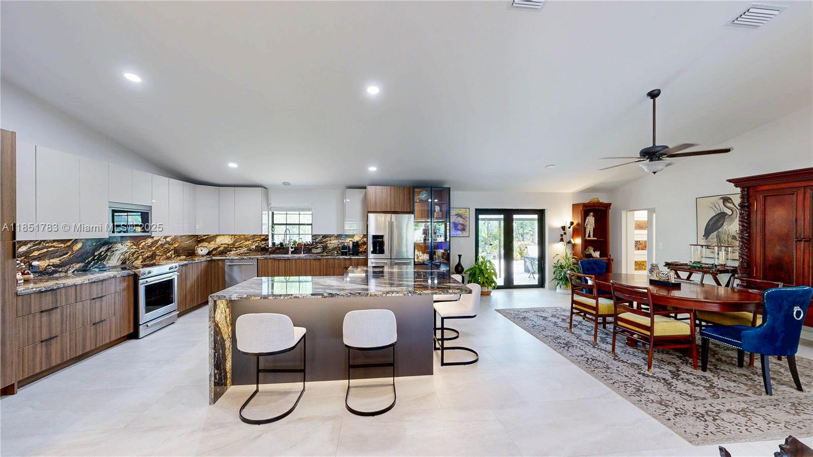 REDAVO ESTATES - Residential