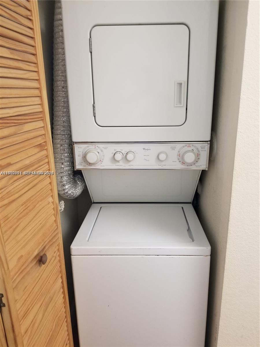 VILLAS DE VENEZIA CONDO - Residential