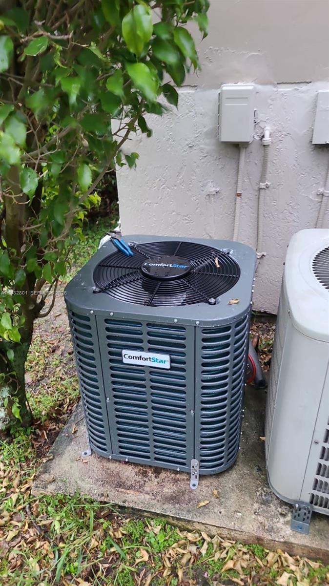 VILLAS DE VENEZIA CONDO - Residential