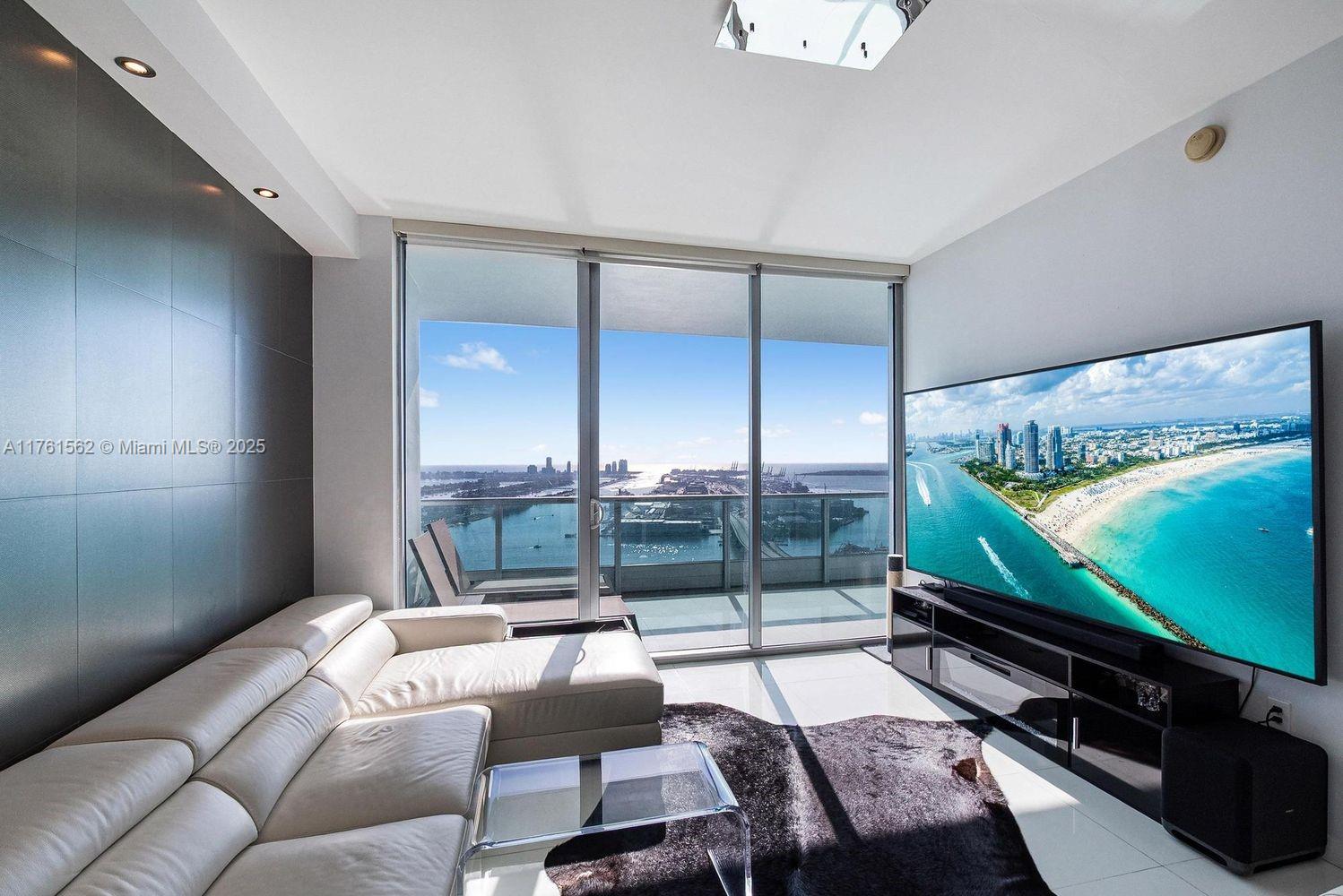 900 Biscayne Boulevard 4504, Miami, Broward County, Florida - 1 Bedrooms  
2 Bathrooms - 