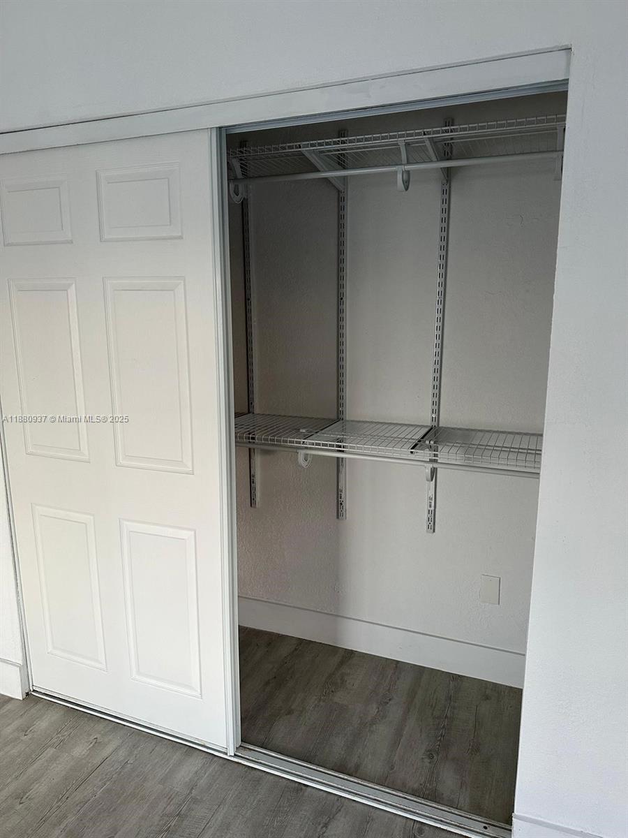 ISLE OF NORMANDY MIAMI VI - Residential Lease