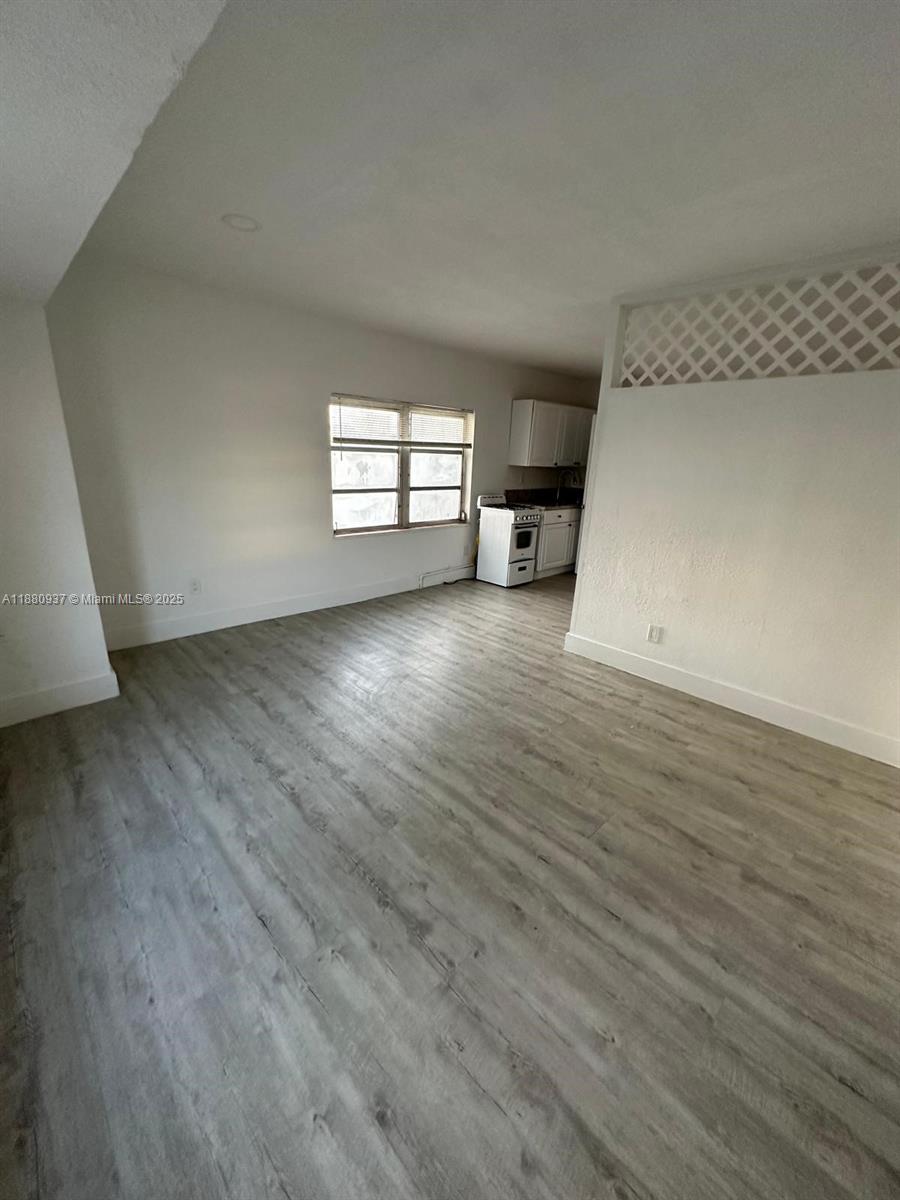 ISLE OF NORMANDY MIAMI VI - Residential Lease