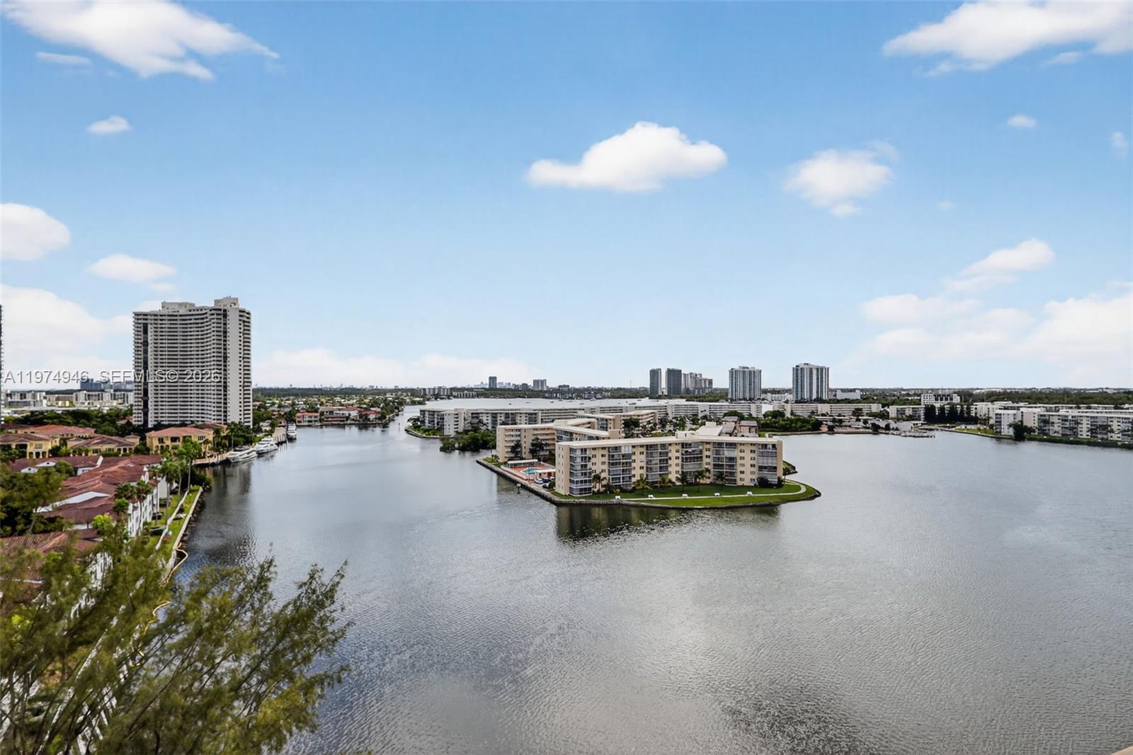 THE CLIPPER AT BISC COVE - Residential Lease