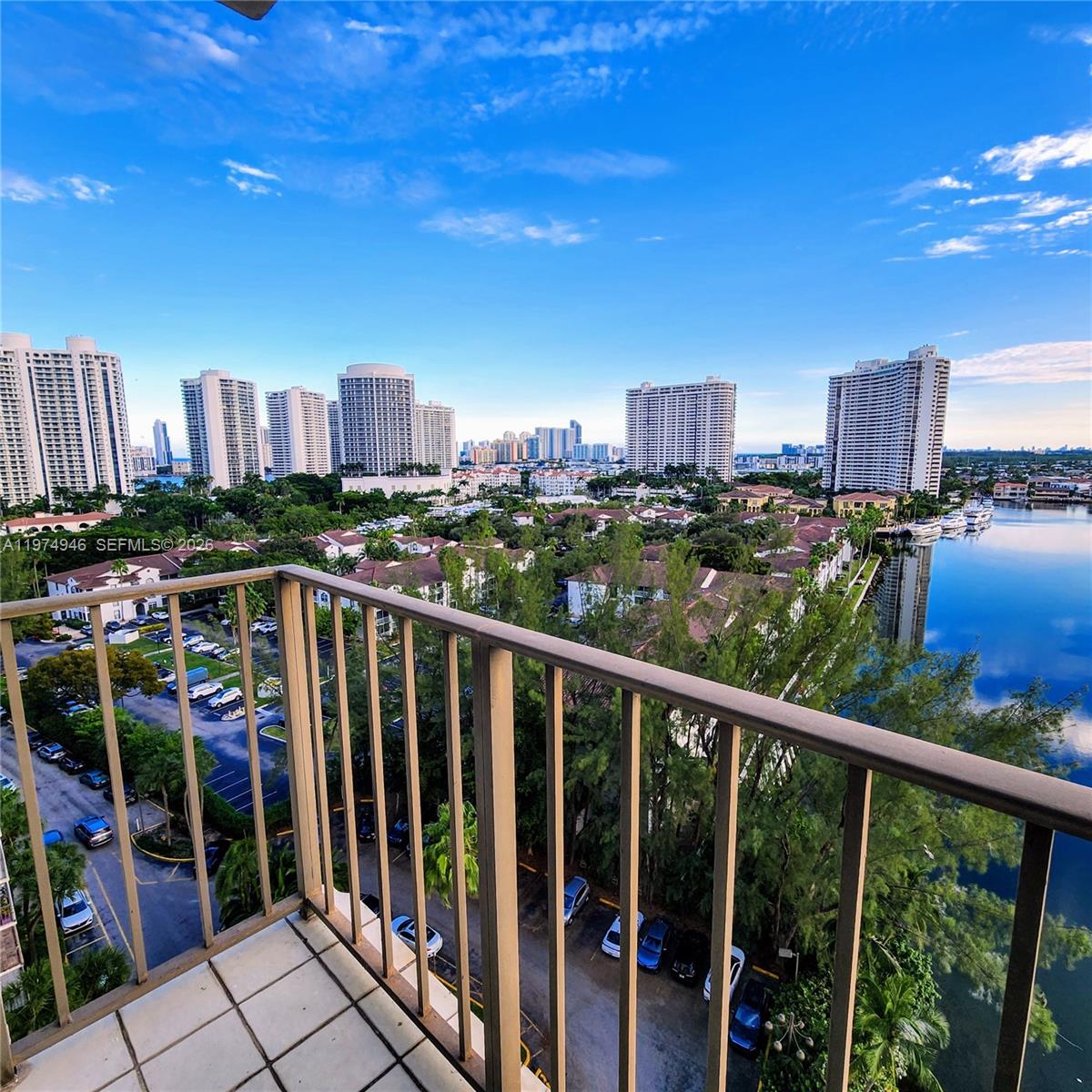 THE CLIPPER AT BISC COVE - Residential Lease