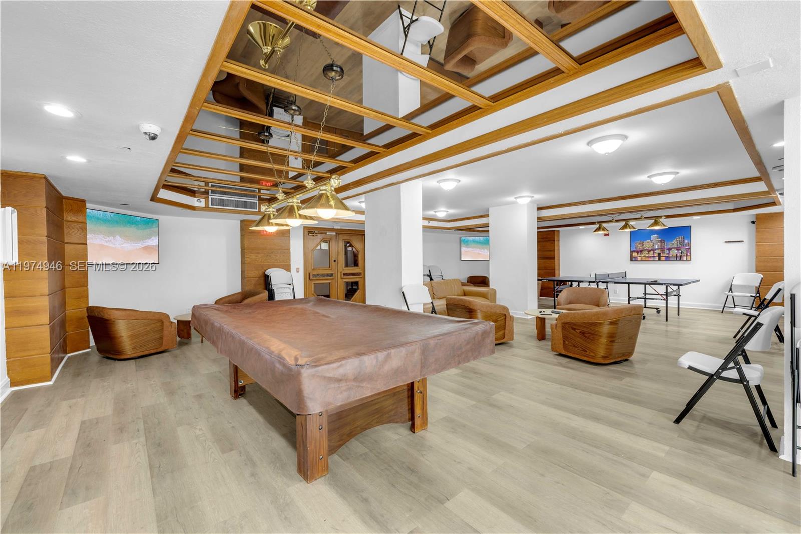 THE CLIPPER AT BISC COVE - Residential Lease