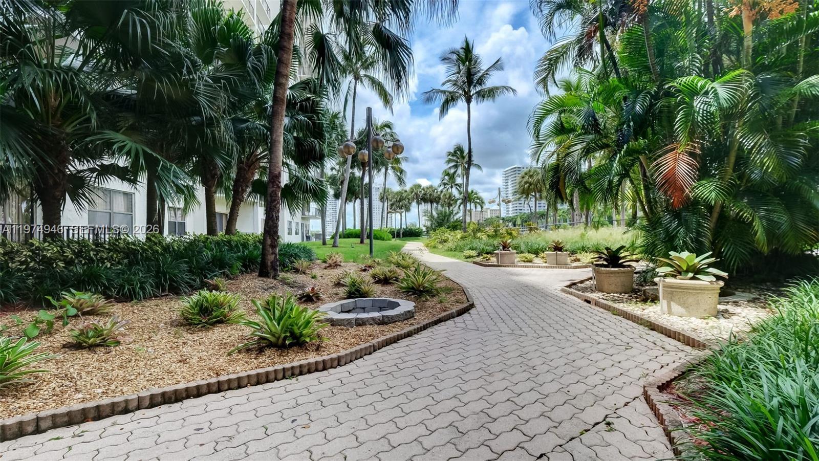 THE CLIPPER AT BISC COVE - Residential Lease