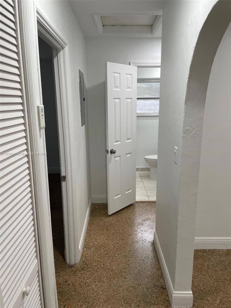 LAUDERDALE - Residential Lease