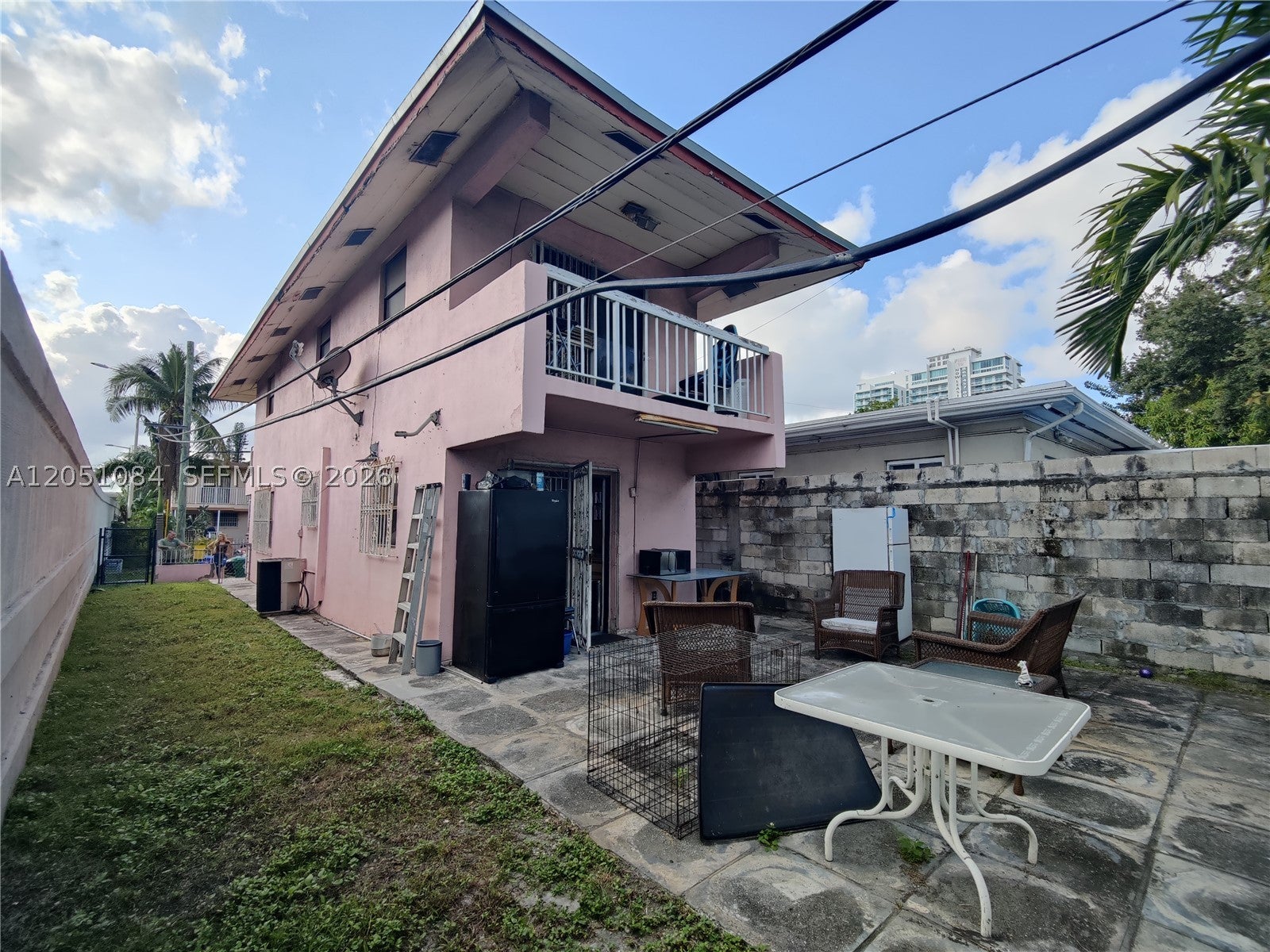 945 NW 19th Ave
