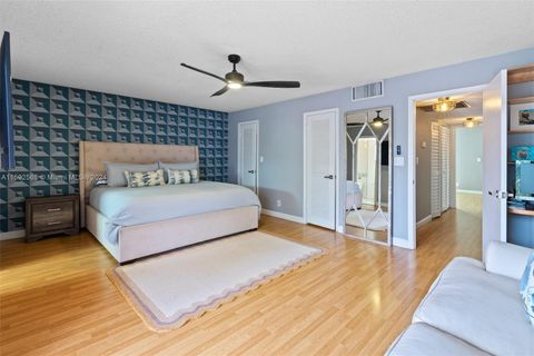 Townhouse in Hallandale Beach FL 915 27th Ave Ave 9.jpg